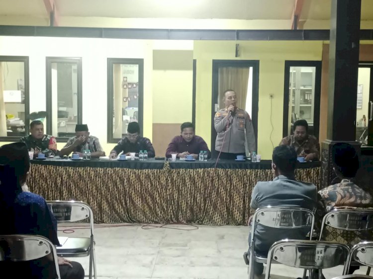 Curhat Kamtibmas, Polsek Jabon Buka Ruang Komunikasi dengan Warga Desa Kupang